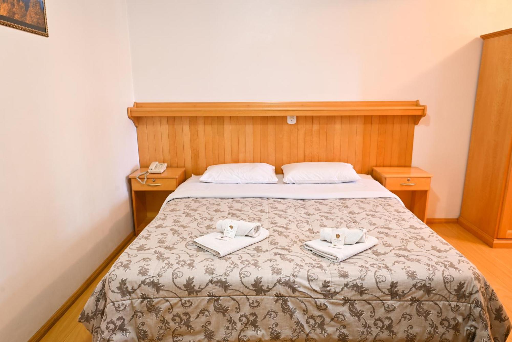 Hotel 13 Linden Treze Tílias المظهر الخارجي الصورة