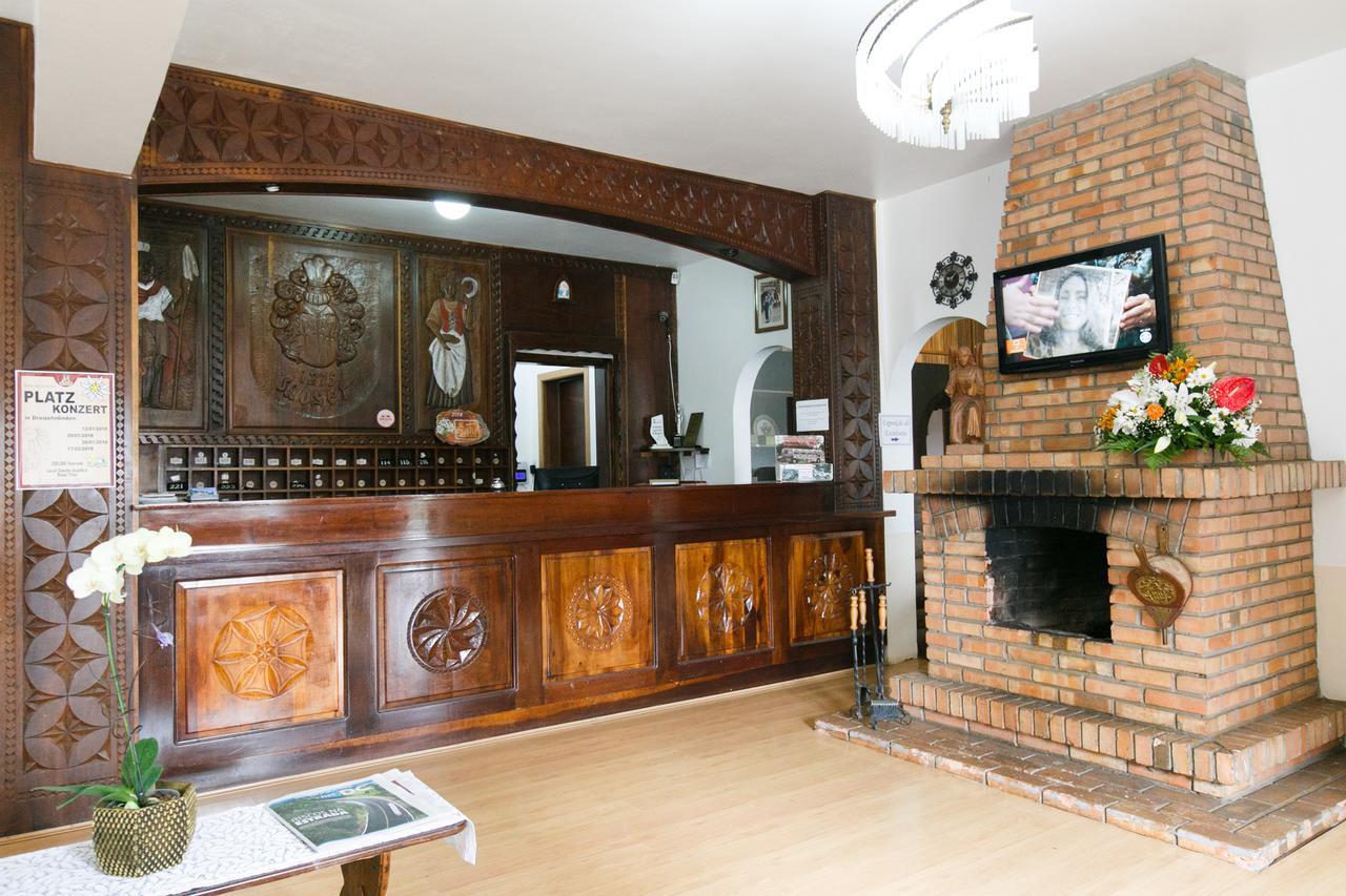Hotel 13 Linden Treze Tílias المظهر الخارجي الصورة