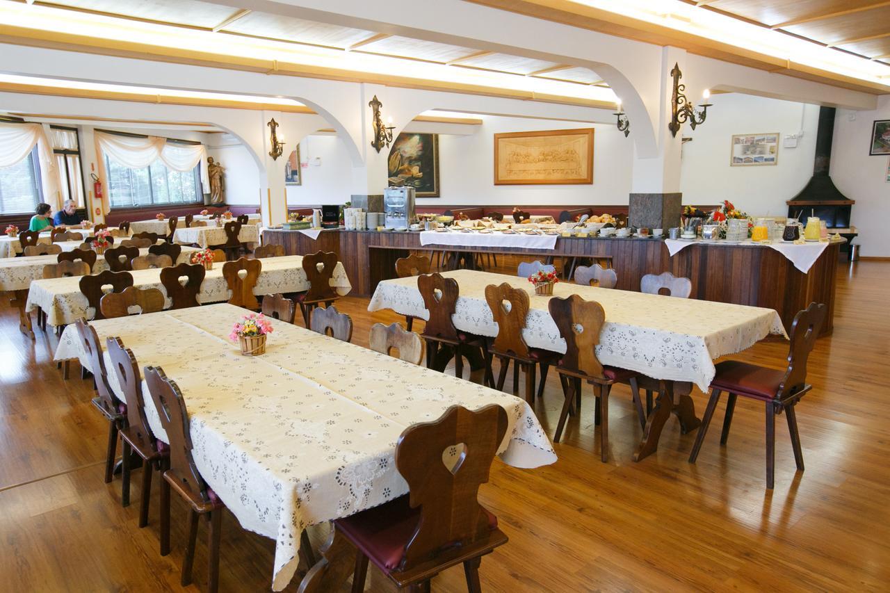 Hotel 13 Linden Treze Tílias المظهر الخارجي الصورة